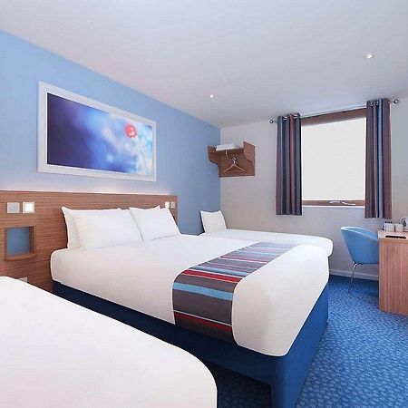 Travelodge Harlow Zewnętrze zdjęcie