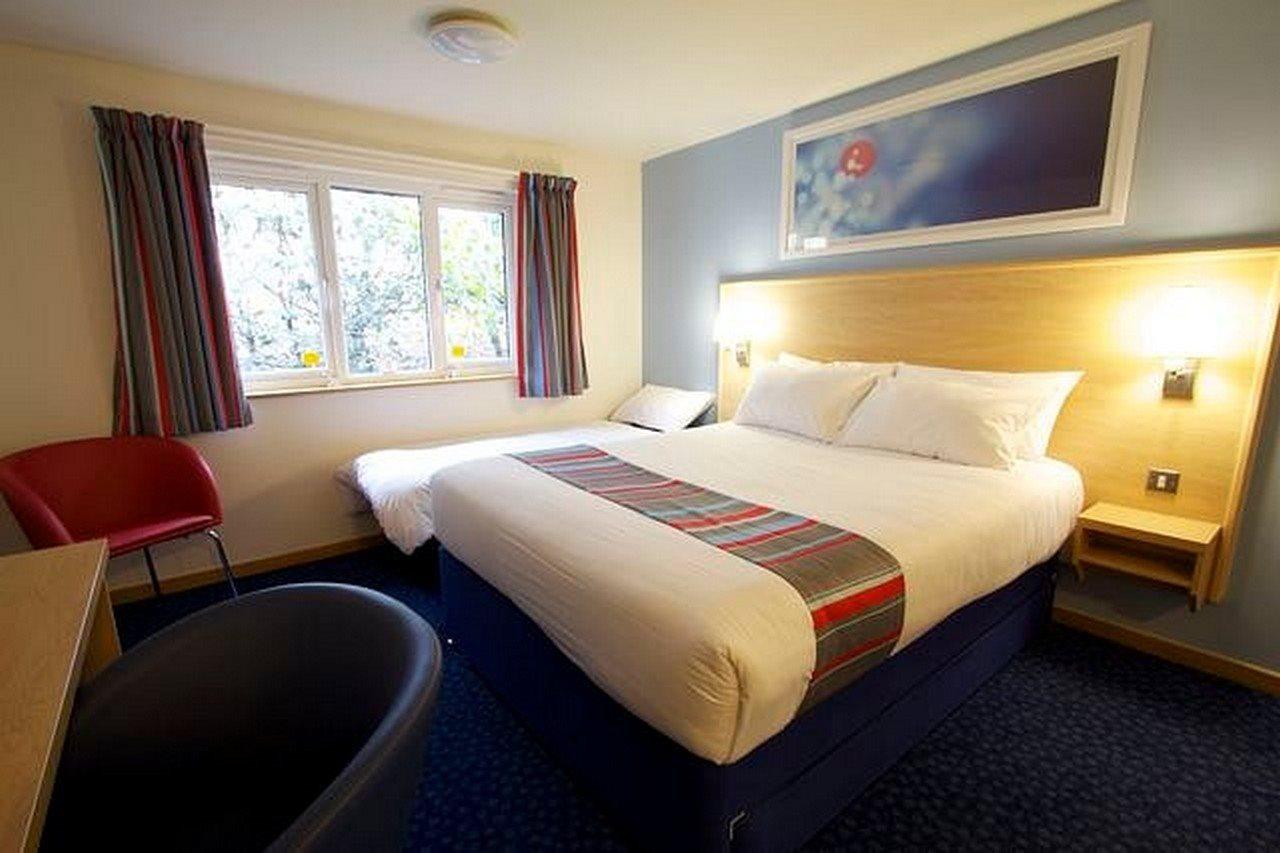 Travelodge Harlow Zewnętrze zdjęcie