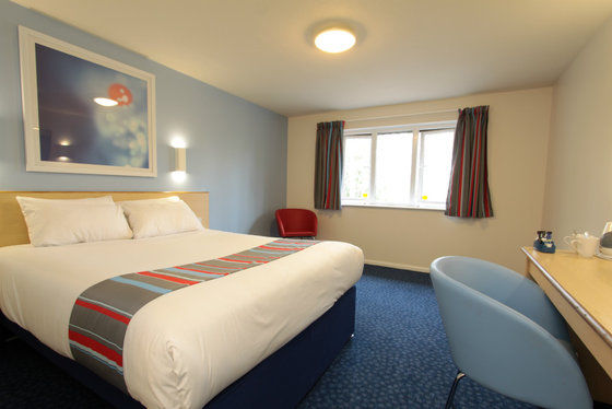 Travelodge Harlow Pokój zdjęcie